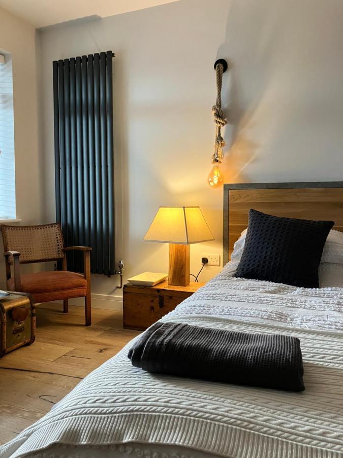 Fig Tree House Bed and Breakfast Lymington Esterno foto