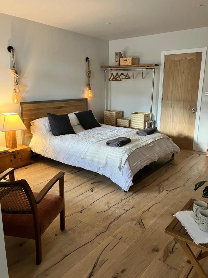 Fig Tree House Bed and Breakfast Lymington Esterno foto